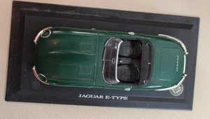 * E TYPE JAG MODEL DIE CAST METAL CAR ON STAND AS IS - Picture 1 of 11