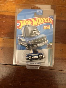 Toon'd '83 Chevy Silverado Hot Wheels 2022 * blau * Neu in OVP Maßstab 1:64 - Bild 1 von 6