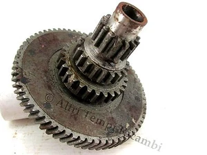 INGRANAGGIO MULTIPLO VESPA 150 VBA MULTIPLE GEAR NEBENWELLE VORGELEGE - Picture 1 of 1