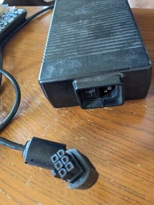 Genuine Barco MENT1220A2400F05 Medical / I.T.E Power Supply 24V 9.2A 6-Pin Plug - Picture 1 of 2