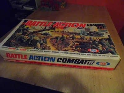 Ideal Battle action 1965 Combat set w/4 working sections and many extras in box - Image 1 of 4
