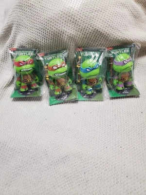 Teenage Mutant Ninja Turtles x kidrobot Vinilo Mini Serie JUEGO COMPLETO DE 4 TMNT Foto 1 de 4