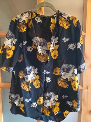 Blusa pulóver de manga corta con estampado floral de seda Theory para mujer azul marino talla P Foto 1 de 3