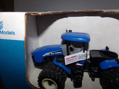 New Holland TJ450 tractor SCALE MODELS 1/32 diecast Z - Image 1 of 4