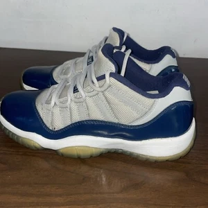 Jordan 11 Low GS Georgetown 5.5 - Picture 1 of 9