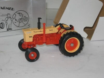 1/43 CASE 800 TOY FARMER SHOW TRACTOR NIB 1990 vintage - Image 1 of 2