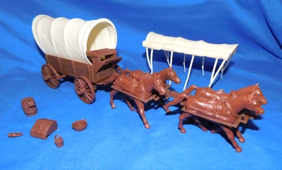 Classic Toy Soldiers Conestoga Wagon Brown w/ CREAM Tops, 2 horse  (54MM) LOT 30 - Image 1 of 2