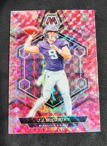 2024 Panini Mosaic - J.J. McCarthy Camo Pink (RC) #310 - Bild 1 von 2