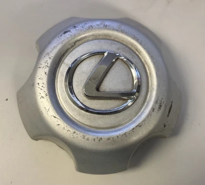 03 04 05 Lexus LX470 OEM Center Hub Cap Silver 74163  42603-60600 ( CRACKED ) Foto 1 de 4