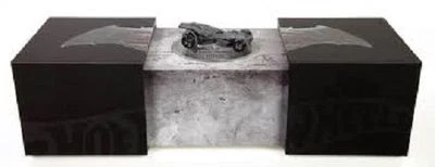 ЭКСКЛЮЗИВНЫЙ БЭТМОБИЛЬ SDCC 2015 MATTEL HOT WHEELS BATMAN VS. SUPERMAN ОГРАНИЧЕННОЕ ИЗДАНИЕ - Изображение 1 из 2