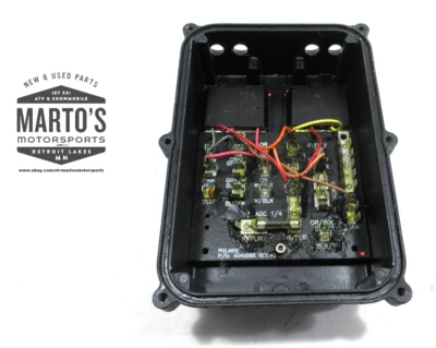 BUEN FABRICANTE DE EQUIPOS ORIGINALES POLARIS 1996 SLTX SLX 780 900 PLACA TERMINAL REGULADOR INTERRUPTOR DE COMBUSTIBLE Foto 1 de 4