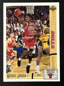 1991-92 Upper Deck Michael Jordan #44 Chicago Bulls Basketball Card HOF - Picture 1 of 2