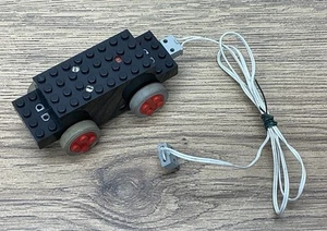 Vintage Lego 4v Train Motor - Engine - With Tyres - Tested Working - Picture 1 of 6