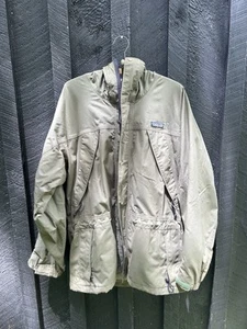 Patagonia Vintage Gortex Green Jacket Size Medium Men’s Pre Owned - Picture 1 of 3
