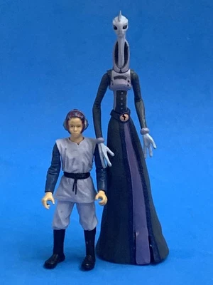 Star Wars Attack of the Clones - Lama Su with Clone Youth 2002  - Image 1 of 4