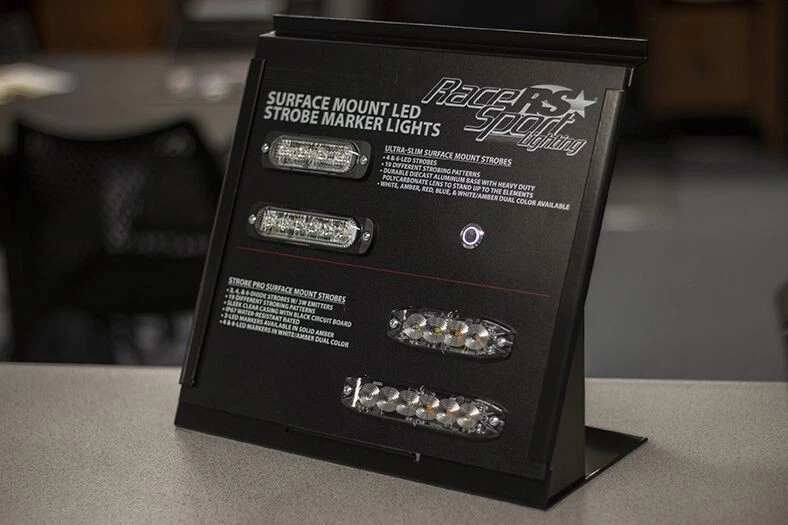 Race Sport Strobe PRO Series balcão de 5 eixos ou ripas parede display de varejo alimentado - Imagem 1 de 4