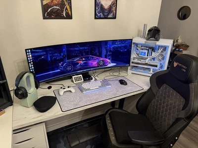 * Bruised* Samsung odyssey OLED G9 G95SC - Image 1 of 3