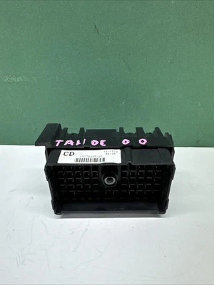 2000-2003 GMC Yukon Chevy Tahoe Junction Relay Fuse Box Block 15770995-01 OEM - Image 1 of 4