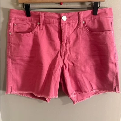 Pantalones cortos de mezclilla Seven7 rosa con dobladillo deshilachado talla 10 Foto 1 de 4