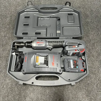 Ingersoll Rand R3150-K12 1/2" 20V Llave de trinquete inalámbrica 1 kit de batería 225 RPM Foto 1 de 4