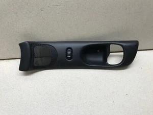 Buick Regal 2000 2002 pasajeros Rh manija de puerta lateral derecha borde de fábrica fabricante de equipos originales negro - Imagen 1 de 3