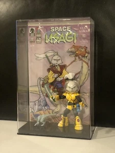 Custom Space Usagi Yojimbo NECA action figure w/ case & Comic Book backdrop - Picture 1 of 7