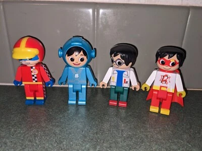 Ryan's World Lego Figuras Buzo Supera Héroe 3" Lote de 4 Foto 1 de 4