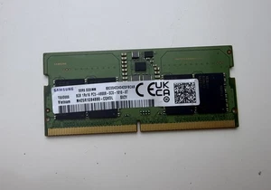 Samsung 8GB DDR5 4800MHz SODIMM PC5-38400 RAM M425R1GB4BB0-CQK - Imagen 1 de 1