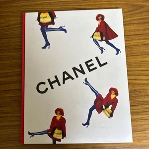 CHANEL COLLECTION AUTOMNE-HIVER 1994-1995 Catalog Book Rare Vintage Used Japan - Picture 1 of 6