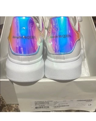 Б/у Alexander McQueen женщин белая кожа переливающийся синий деталь на каблуке - Изображение 1 из 4