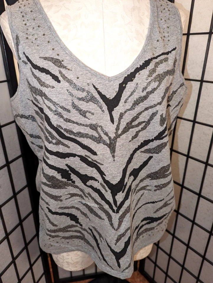 Chicos Zenergy Tank Top Animal Print rhinestone Size 2 L-XL  Mob Boss glitter - Image 1 of 4