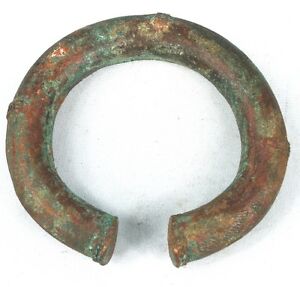 Art Africain - Ancien Bracelet Monnaie Bronze Akan - Patine Vert de Gris - 1 Kg