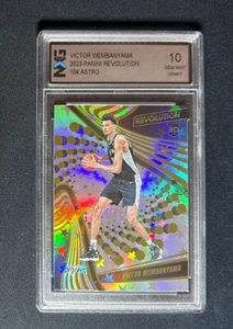 Victor Wembanyama 2023 Revolution Astro Rookie Graduado NXG 10 Gemas Como Nuevo Wemby - Imagen 1 de 2