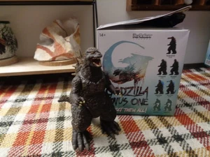 SUPER 7 GODZILLA MINUS ONE BLIND BOX "ROARING" 3,75" FIGUR - Bild 1 von 2