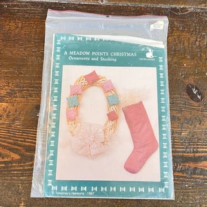 Vintage Tomorrow's Heirlooms A MEADOW POINTS CHRISTMAS Ornaments Stocking 1987 - Picture 1 of 2