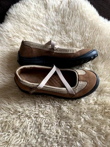 LADIES LANDS' END BROWN/BEIGE TWO TONE NUBUCK LEATHER MARY JANE SHOES SIZE UK 6 - Picture 1 of 8