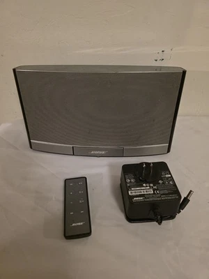 Bose SoundDock Portable Digital Music System N123 With Remote And AC Adapter  - Image 1 of 4