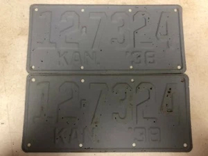 BEMALTES PAAR 1938 KANSAS Sumner County Nummernschilder 12-7324 - Bild 1 von 1