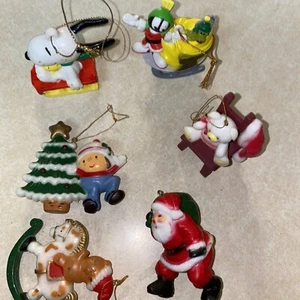 Vintage Konvolut 6 Hartplastik Ornamente - Bild 1 von 12