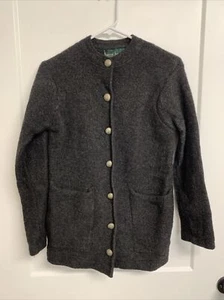 VTG 100% Wool Harve Benard Womens 6 Coat Winter Jacket Metal Buttons 2 Pockets - Picture 1 of 11