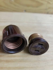 Juego de 2 enchufes de bombilla enchufables de baquelita monovatios vintage adaptador - Imagen 1 de 9