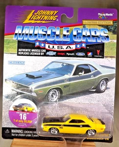 1998 Johnny Lightning Muscle Cars USA #16 1970 DODGE CHALLENGER T/A Yellow - Picture 1 of 6