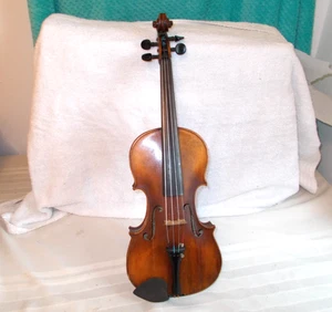 Vintage Stradavarius style 4/4 Violin Beautiful 2 piece figured maple back - Picture 1 of 8