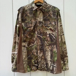 FIELD & STREAM — Camisa de camuflaje manga larga — L — 18 x 37 — Ventilaciones de malla — Realtree — En muy buena condición - Imagen 1 de 23