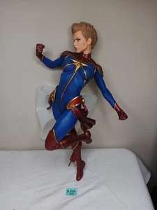Sideshow Collectibles Captain Marvel 1/4 Scale Statue 203/2500 *NO BASE* - Picture 1 of 4