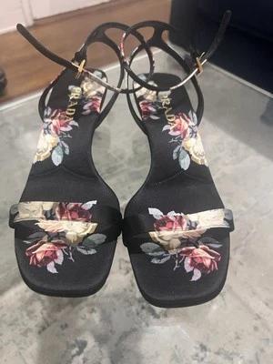 Sandalia Prada Negra Floral Calzatura Donna St. Camellia 39 Foto 1 de 4