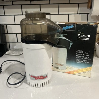 Vintage Proctor Silex Hamilton Beach Popcorn Pumper Model PP01, Hot Air - Image 1 of 4