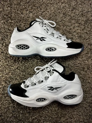 Reebok Question Low Shoes Boys Youth Size 5 White Black Basketball Sneakers - Image 1 of 4