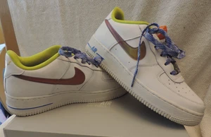 NIKE AIR FORCE 1 LV8 (GS) SZ 7 Y MULTI COLORED WHITE BLUE NEON W/BOX SNEAKERS - Picture 1 of 7