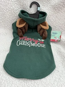 NWT Merry Makings Christmas Moose Sweater Puppy Dog Medium Green Red - Picture 1 of 3